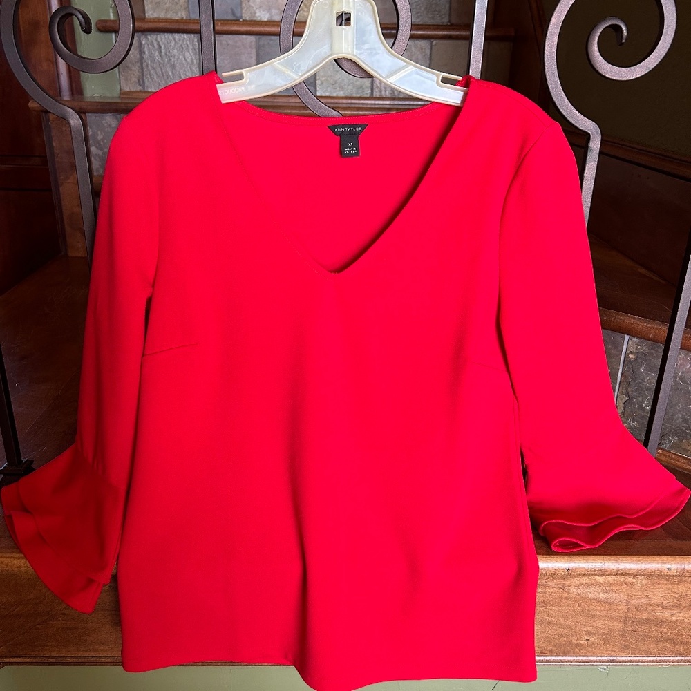 Ann Taylor bell sleeve blouse, Size XS